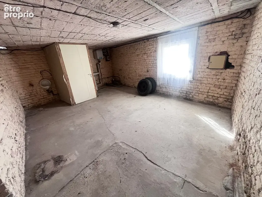 En exclusivité, Rare sur le secteur ! Ennevelin ancienne dépendance de ferme et ateliers à réhabiliter. - photo 4