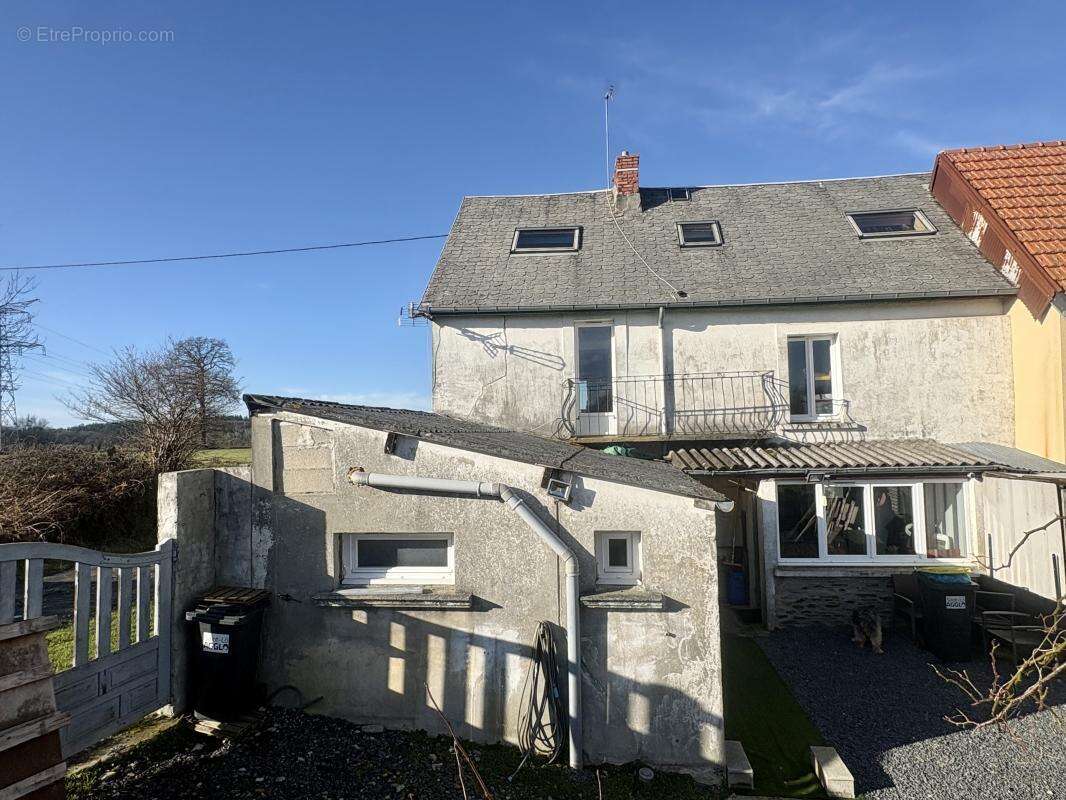Maison à SAINT-GILLES