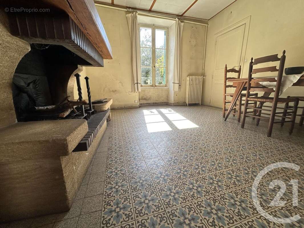 Maison à SAMOIS-SUR-SEINE