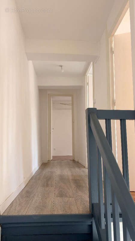 Maison à MONTREVEL
