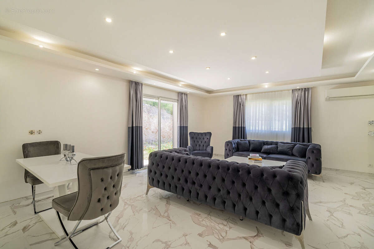 Maison à MARSEILLE-16E