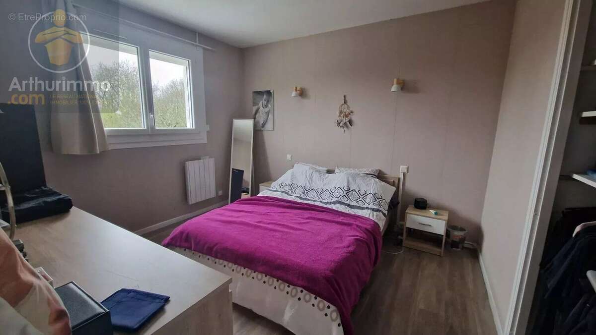 Maison à SAINT-ETIENNE-DE-MER-MORTE