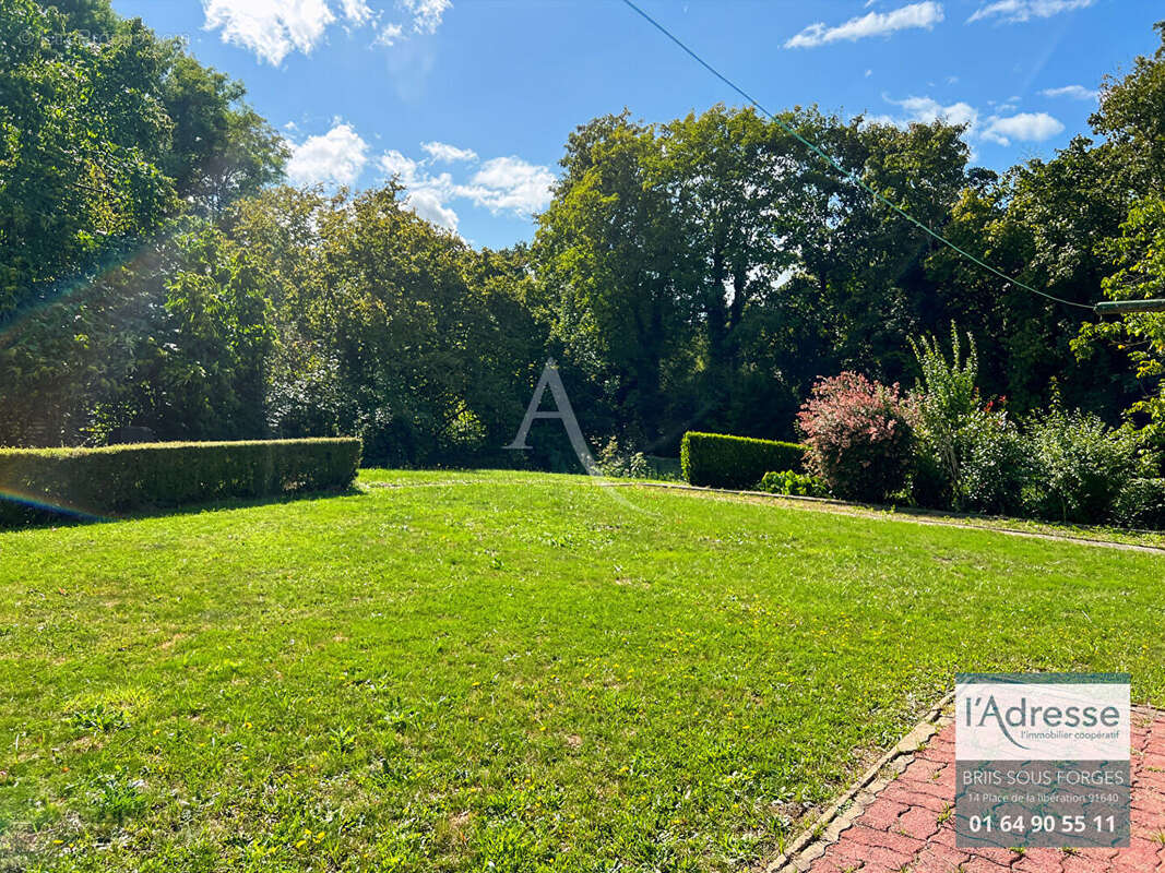 Maison à BRIIS-SOUS-FORGES