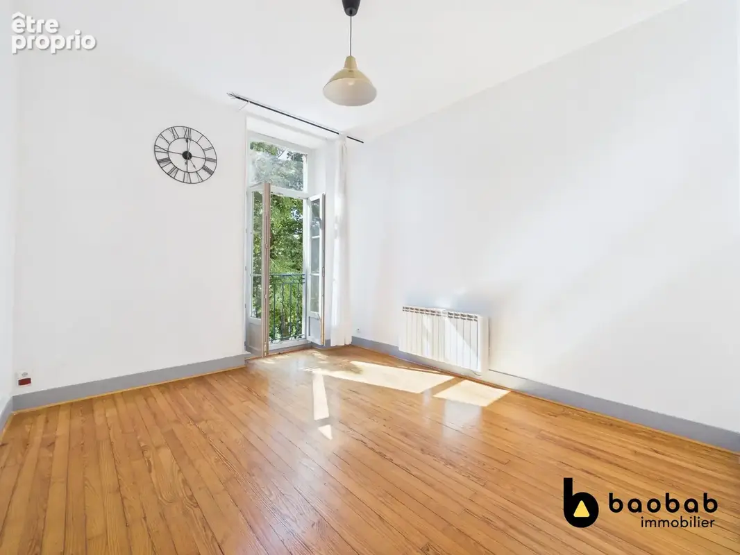 Appartement 3 pièces 62 m² à vendre à Chambery (73000) - photo 2