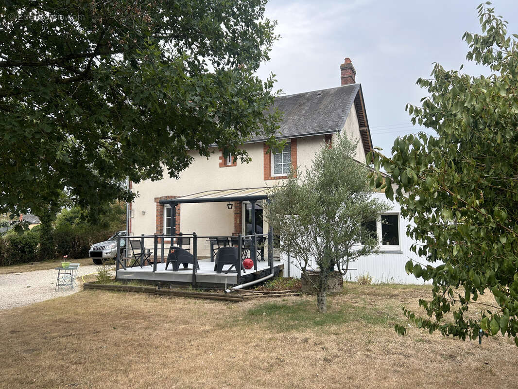 Maison ancienne rénovée avec cave, atelier, jardin - photo 15