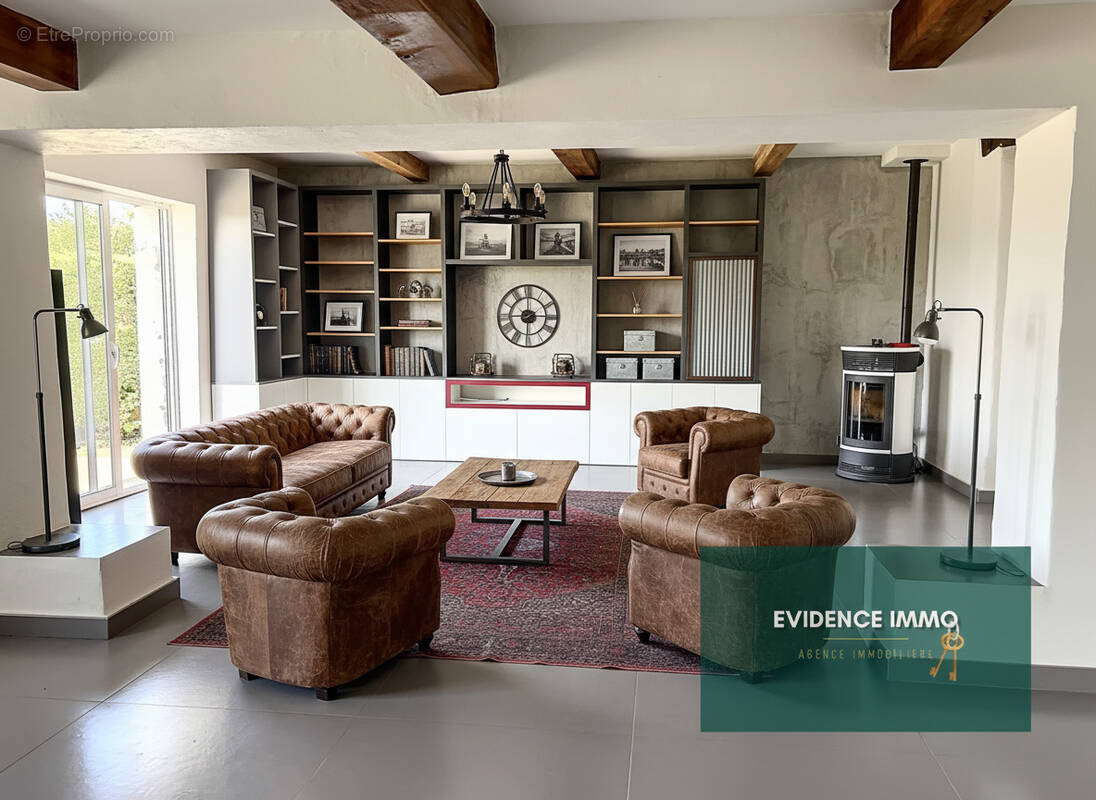 Maison à OYTIER-SAINT-OBLAS