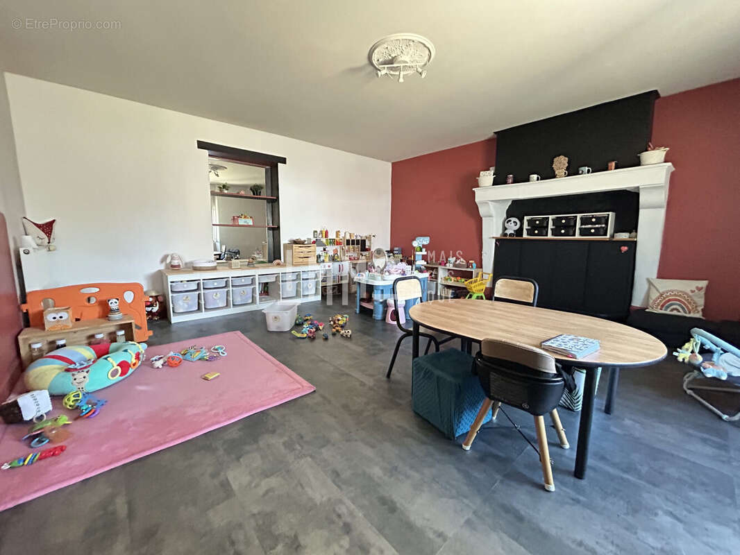 Maison à ECOMMOY
