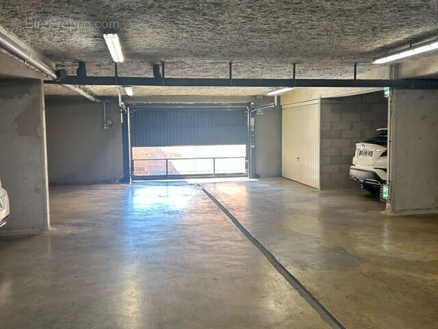 Appartement à BORMES-LES-MIMOSAS