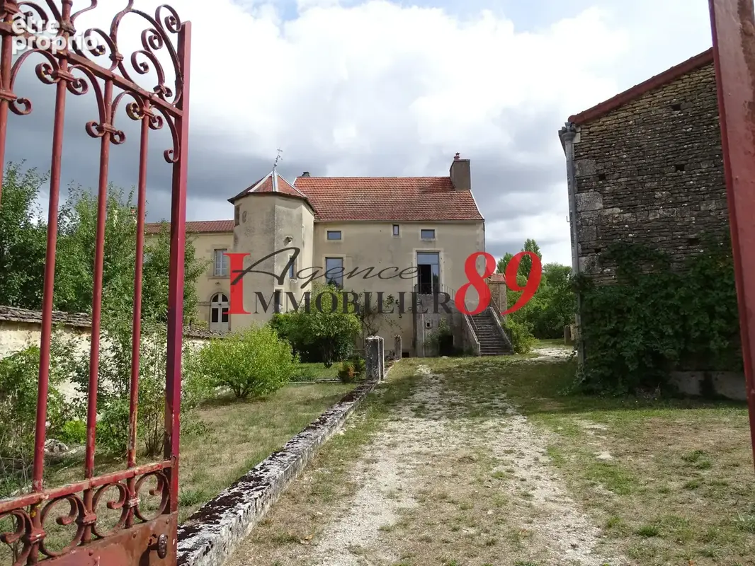 Opportunité rare d'acquérir un lieu chargé d'histoire ! - photo 2