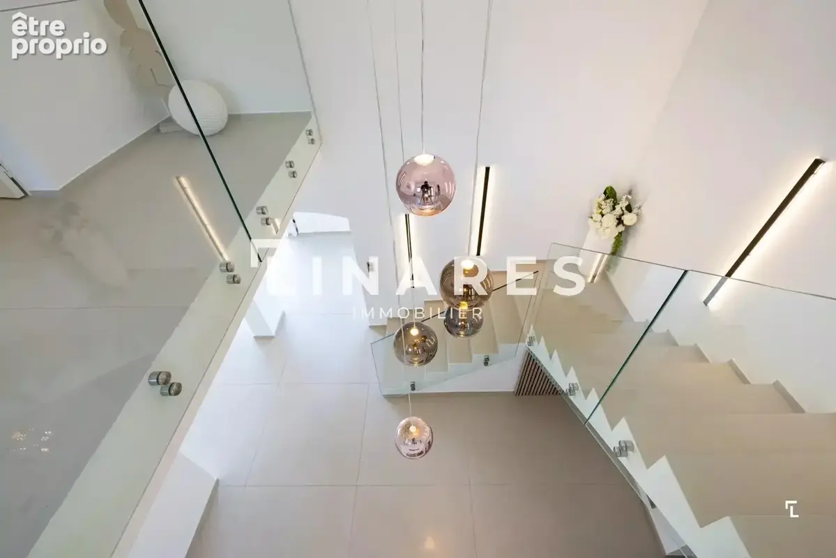 L'ICONIQUE - Villa T6 de 343m² - Dépendance - Piscine - Court de tennis - Terrain de 8000m² - 13420 GEMENOS - photo 12