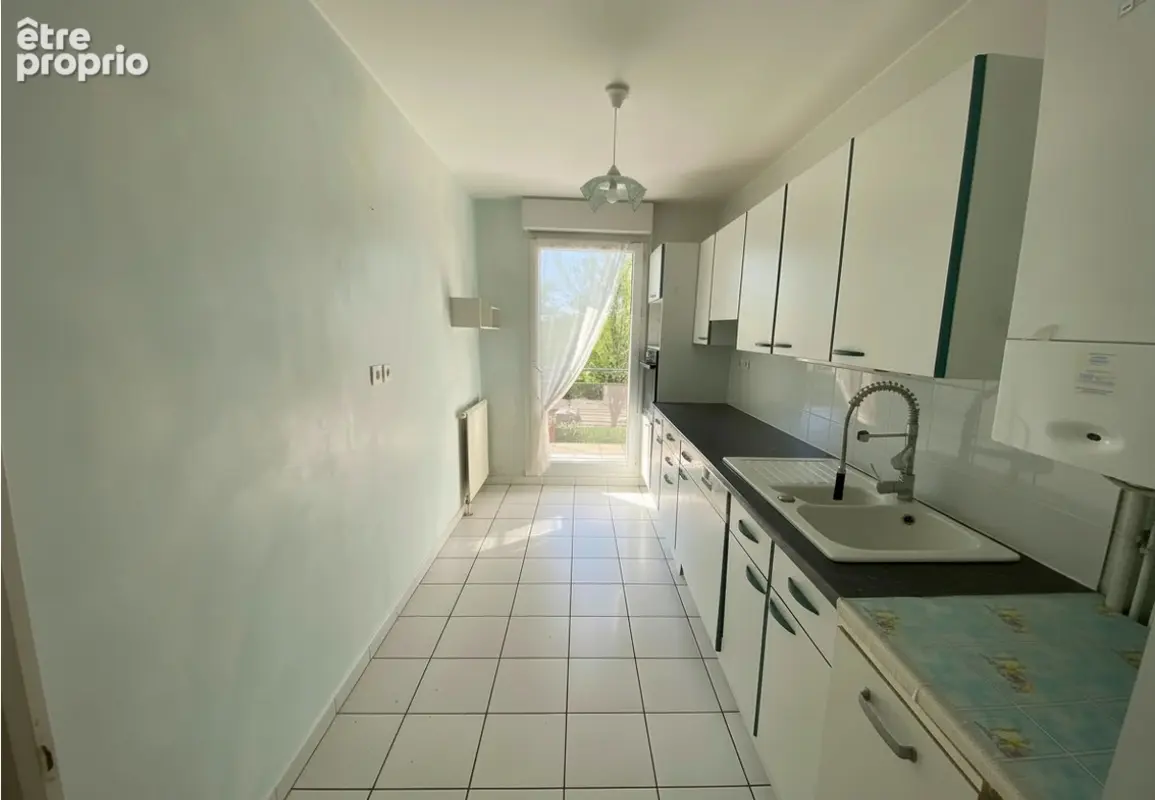Appartement Dijon 4 pièce(s) 85 m2 + terrasse +loggia +garage +cave - photo 6