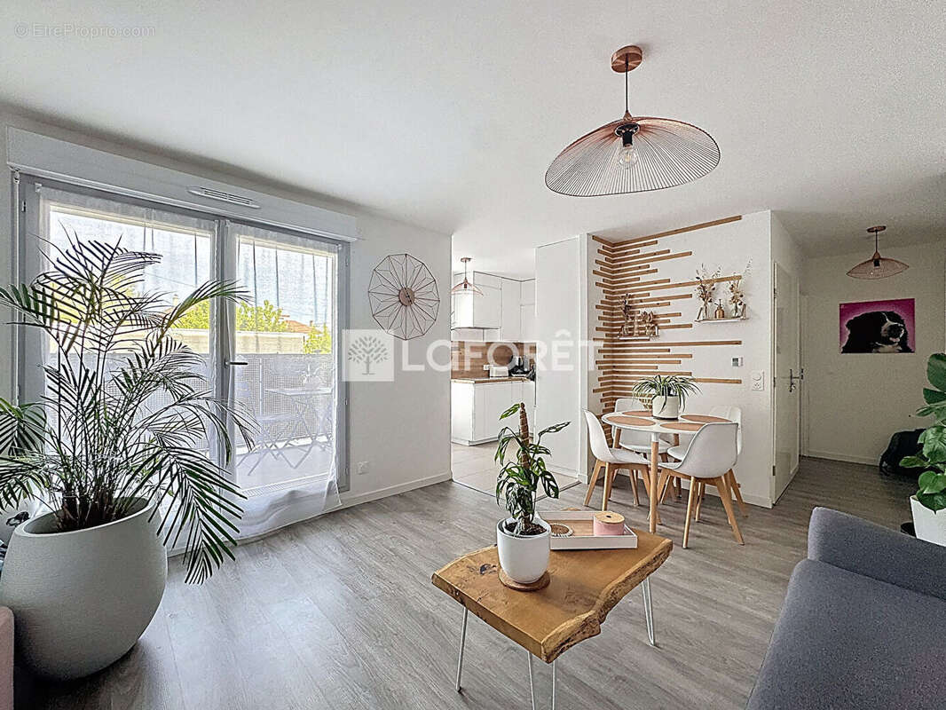 Appartement à BONNEUIL-SUR-MARNE