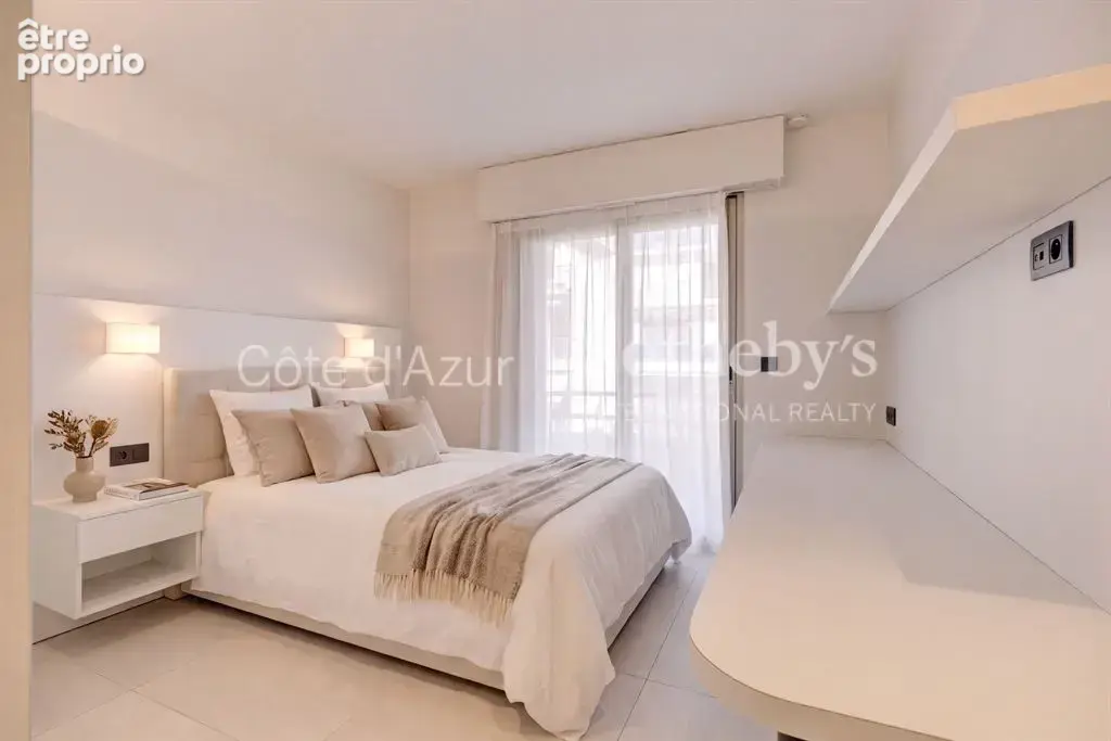 Cannes La Californie, penthouse de 4 chambres avec vue mer et deux garages - photo 13