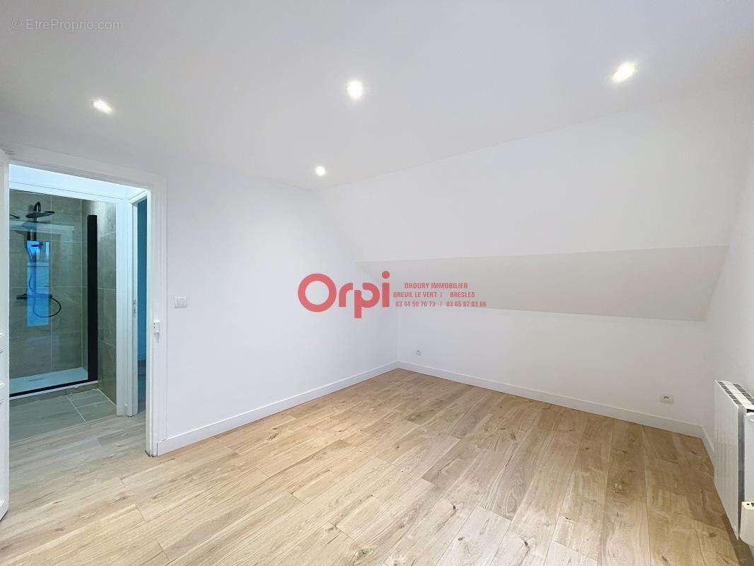 Appartement à VERNEUIL-EN-HALATTE