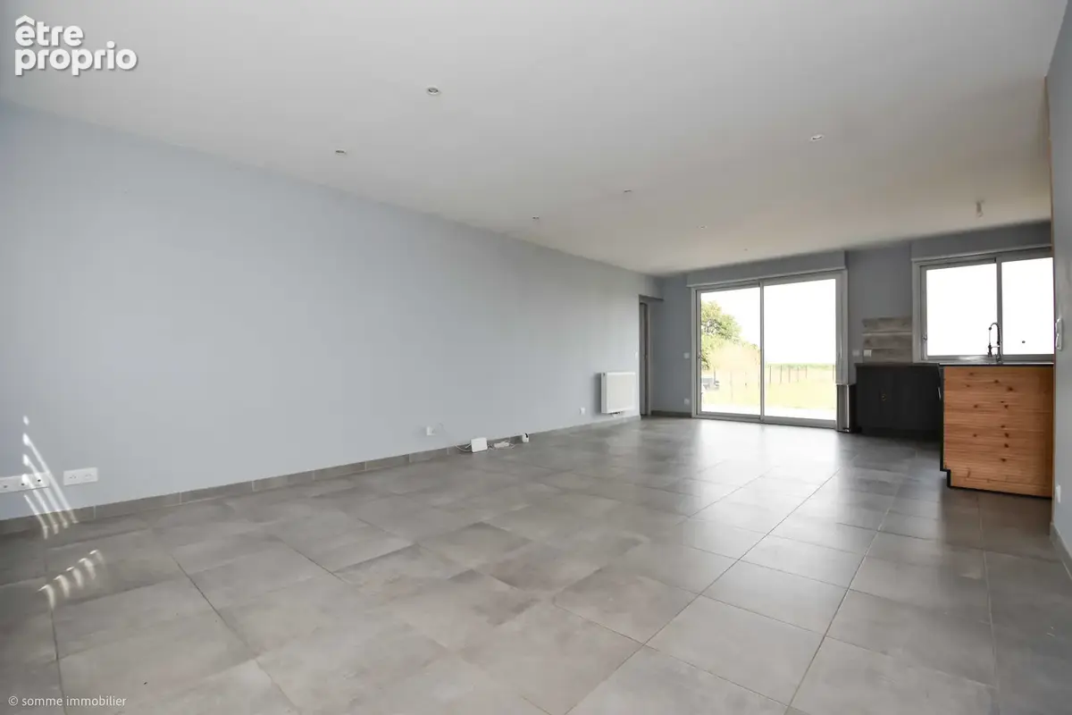 Maison 5 pièces 105 m² à vendre à Airaines (80270) - photo 2