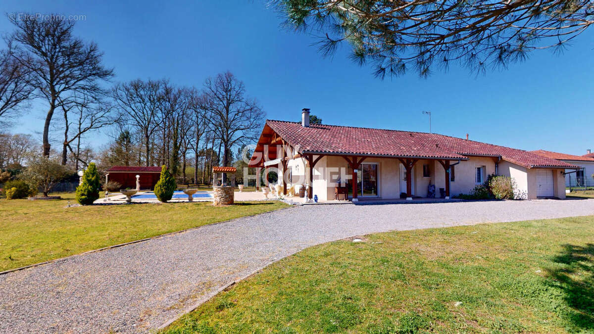Maison à MAGESCQ