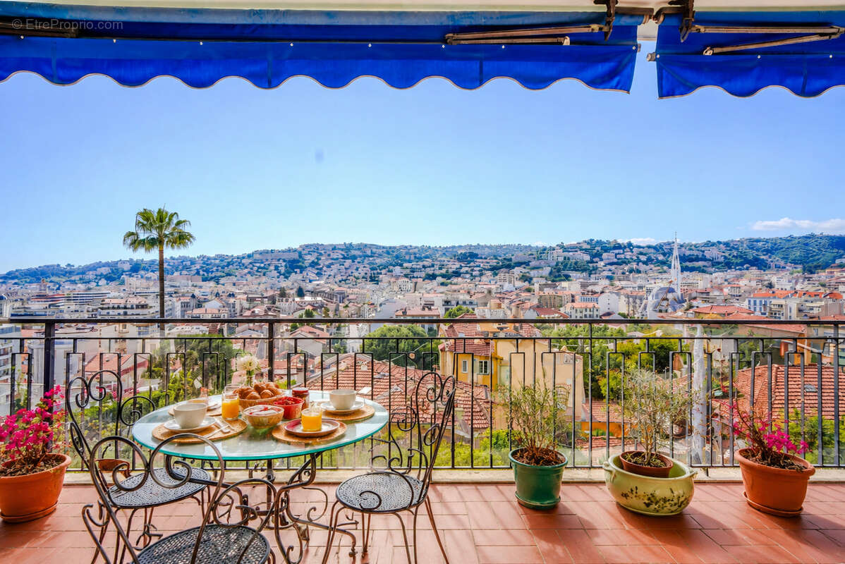 Appartement à NICE