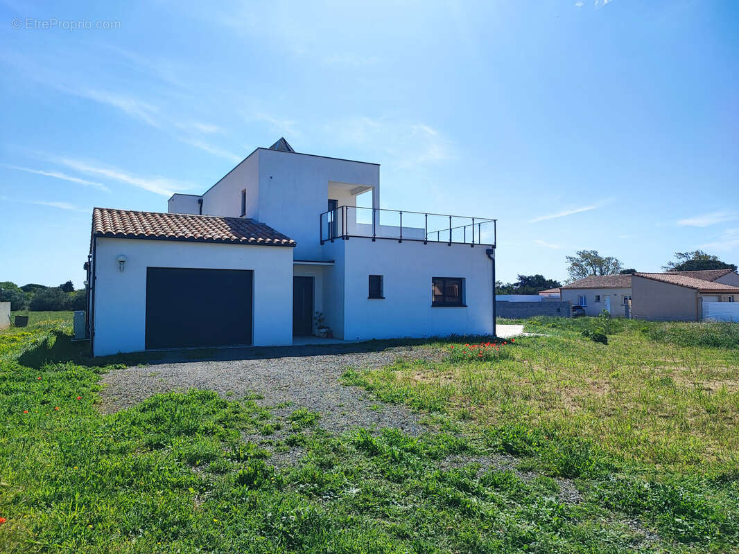 Maison à RIEUX-MINERVOIS