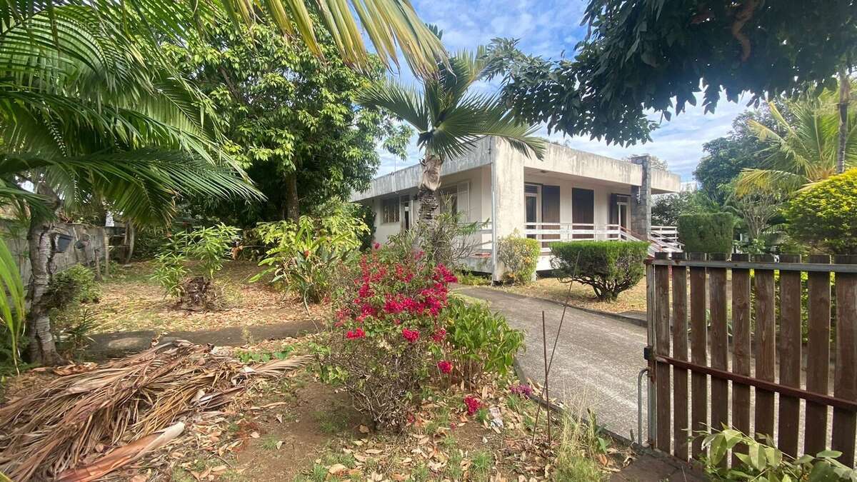 Maison à SAINT-PIERRE