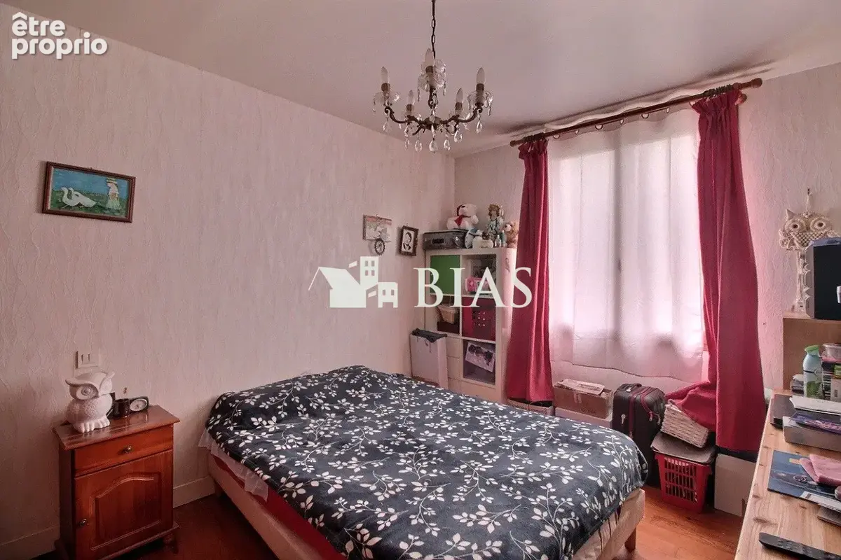 Maison 5 pièces 92 m² à vendre à Brionne (27800) - photo 4