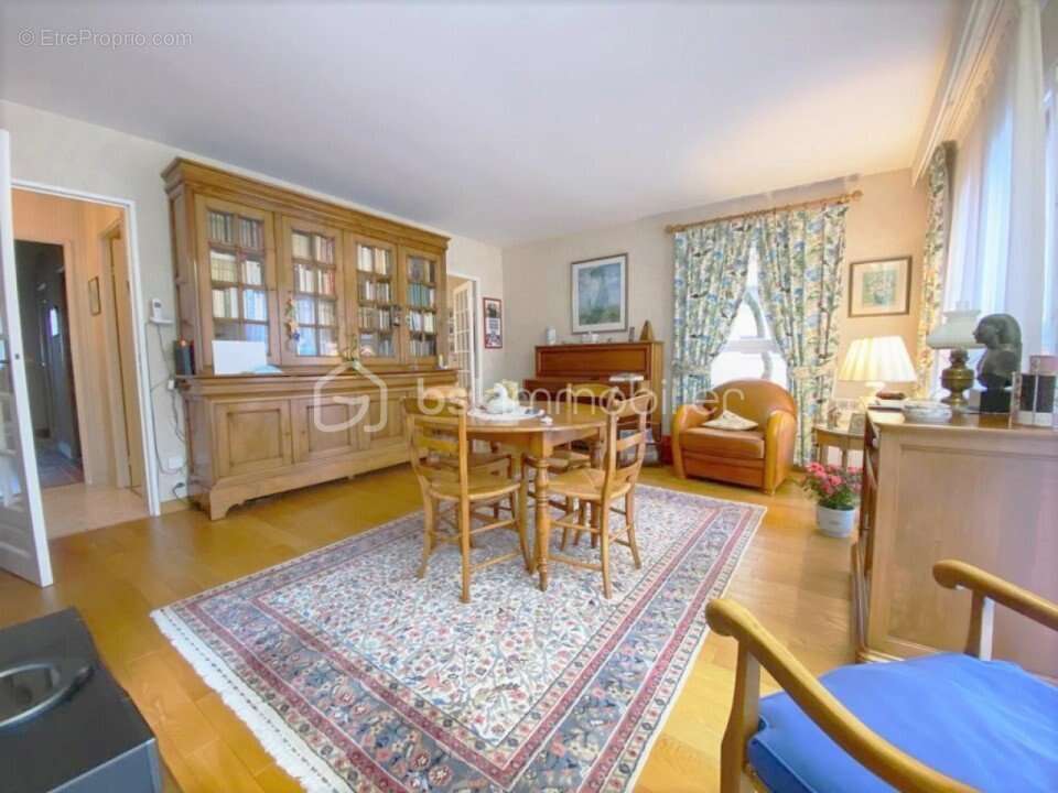 Appartement à VILLEJUIF
