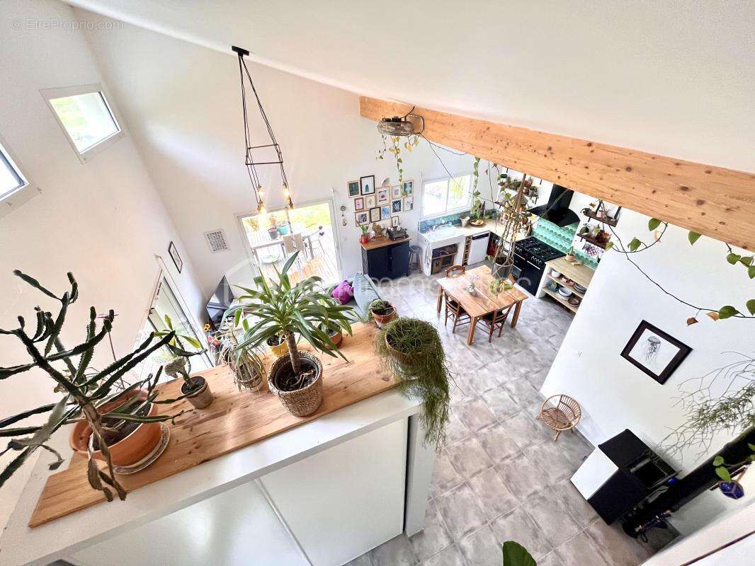 Maison à GRAYAN-ET-L'HOPITAL