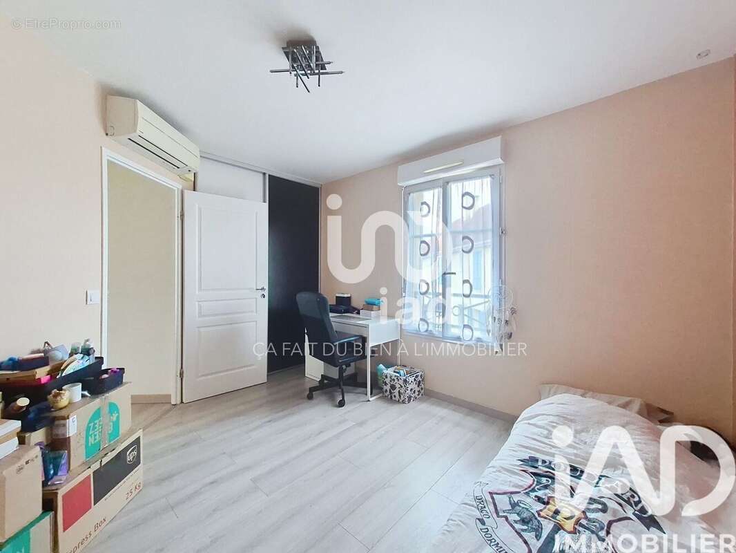 Photo 8 - Maison à LE COUDRAY-MONTCEAUX