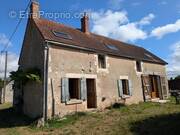 Maison à COUARGUES