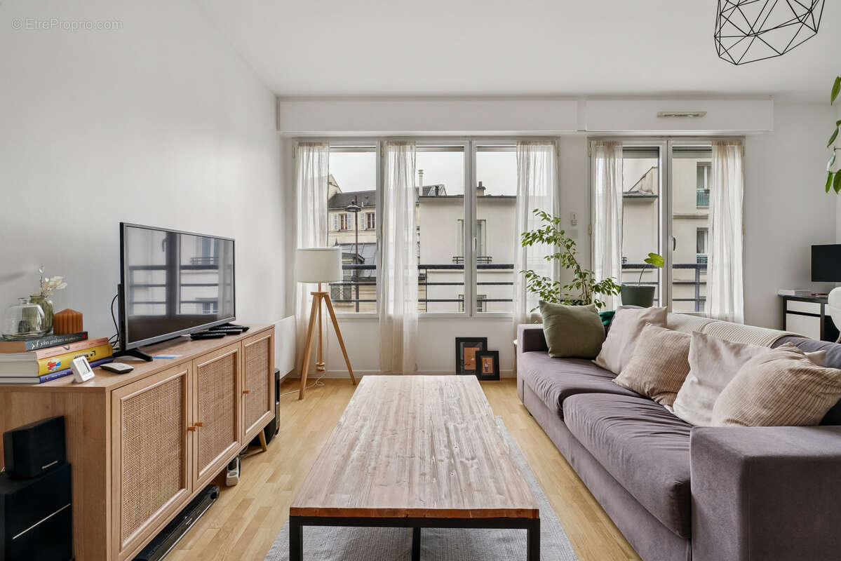 Appartement à PARIS-20E