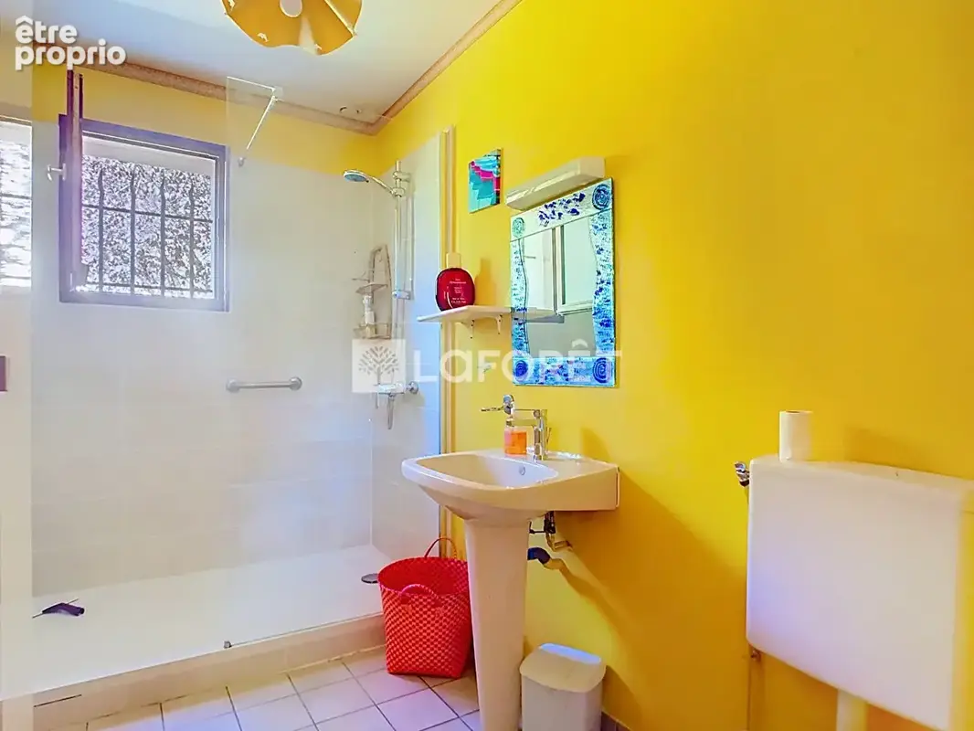 Maison 4 chambres Chartres-de-Bretagne, terrain 473 m² - photo 8