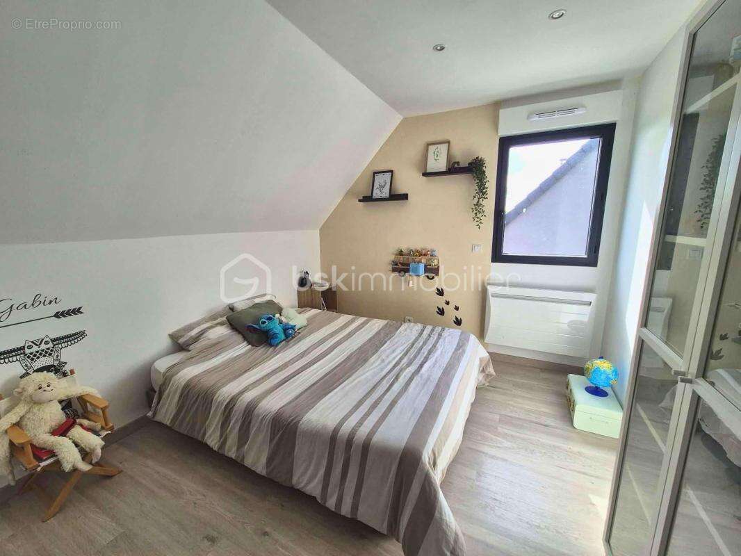 Exclusivité Maison contemporaine de 2018 – 154 m² – DPE A – Plain pied et Suite parentale – Terrain 1 139 m² – Garage - photo 17
