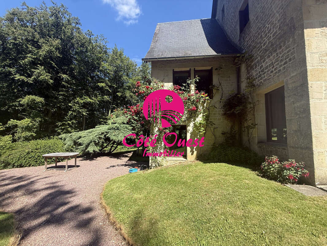 Maison 247 m² à Gonneville-Sur-Honfleur  - photo 2