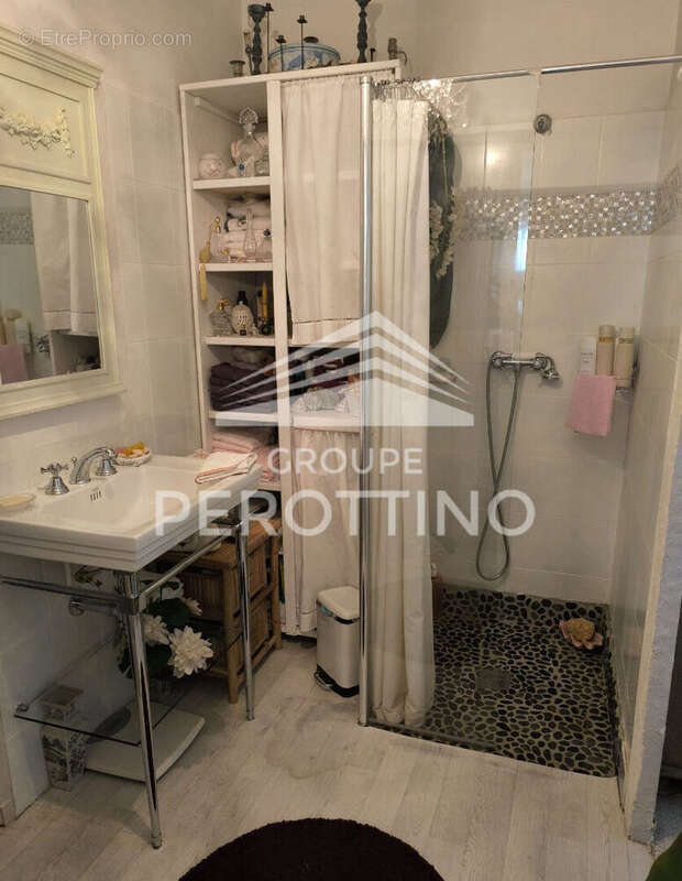 Appartement à SAINT-MAXIMIN-LA-SAINTE-BAUME