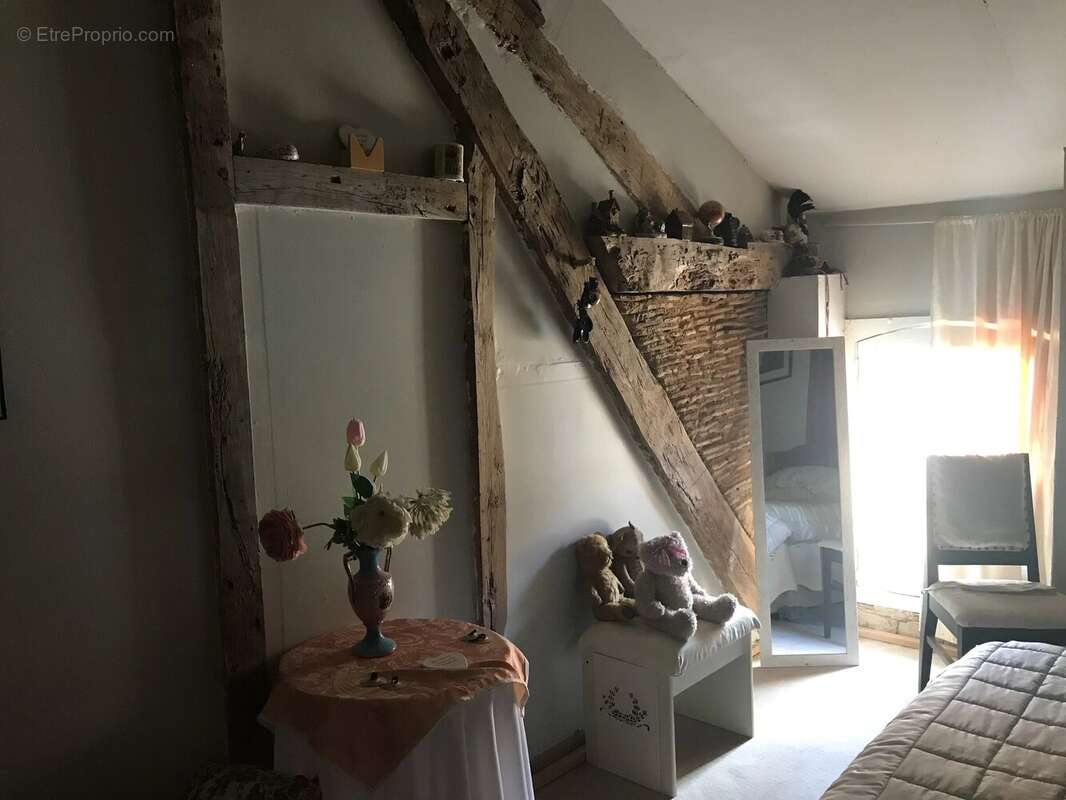 Maison à MAGNAC-LAVAL