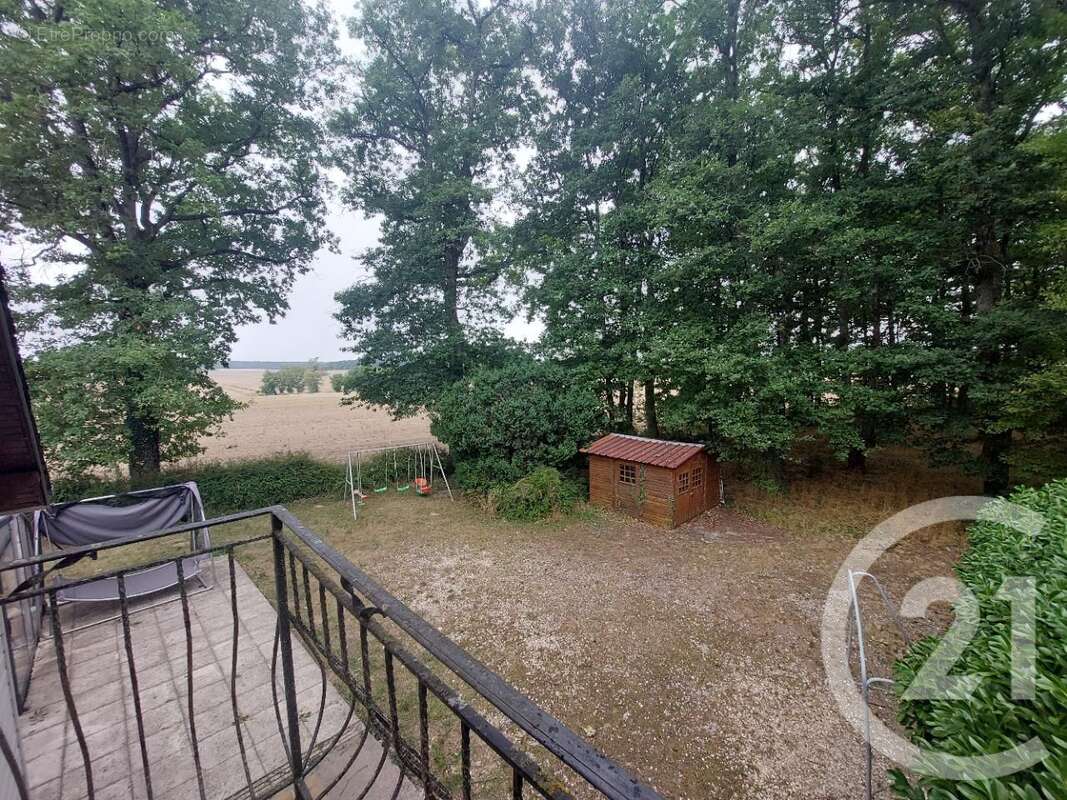 Maison à ETAIS-LA-SAUVIN