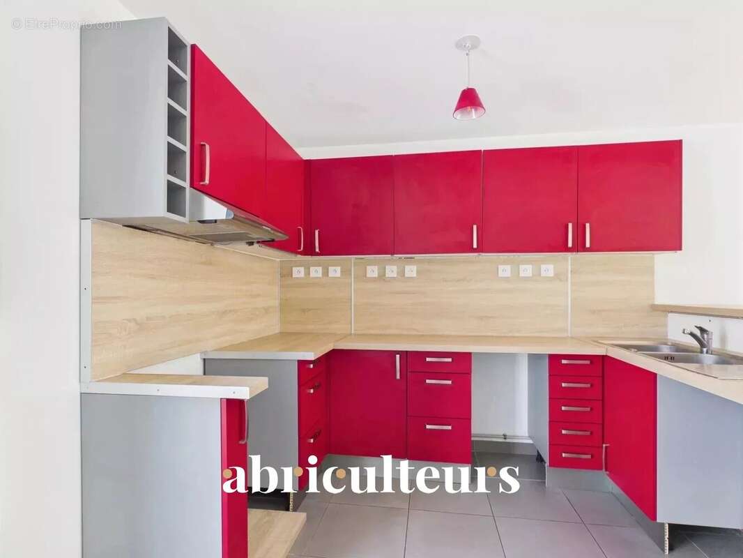 Appartement à COLOMBES