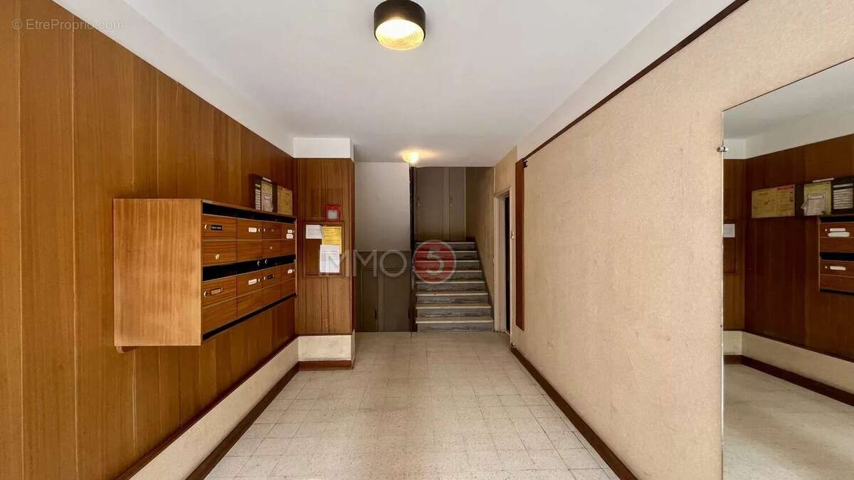 Appartement 60 m² à Bondy  - photo 11