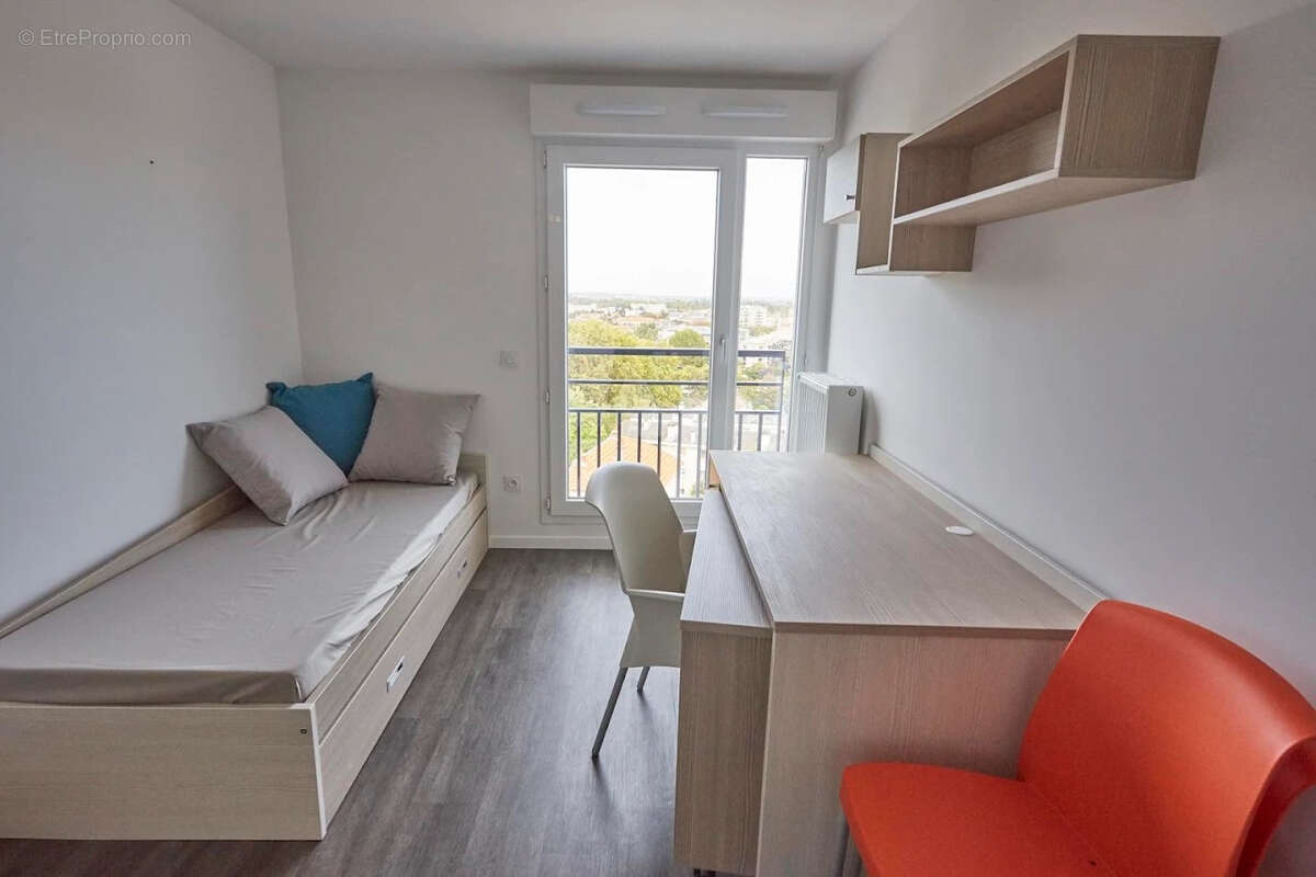 Appartement à CHARENTON-LE-PONT
