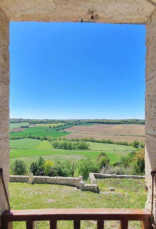 Maison à SAINT-CLAR