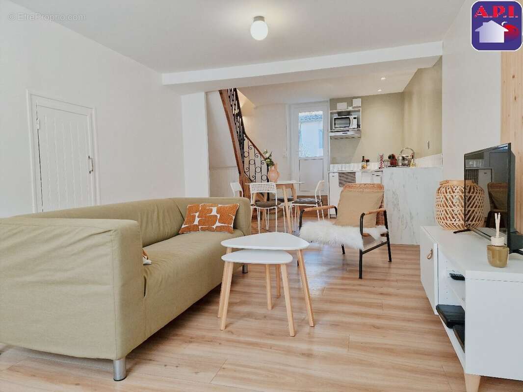 Maison à CAPOULET-ET-JUNAC