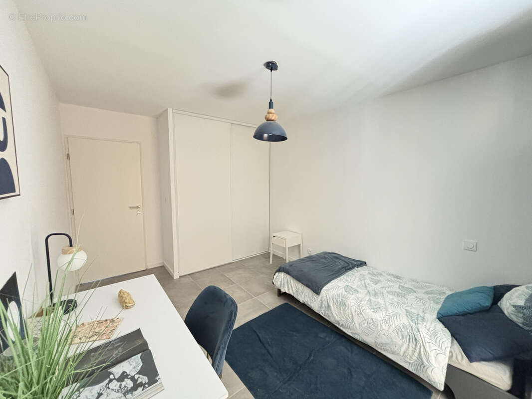 Appartement à MAUGUIO