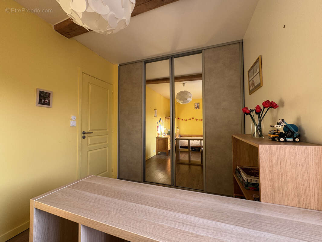 Maison à FONTAINE-HENRY