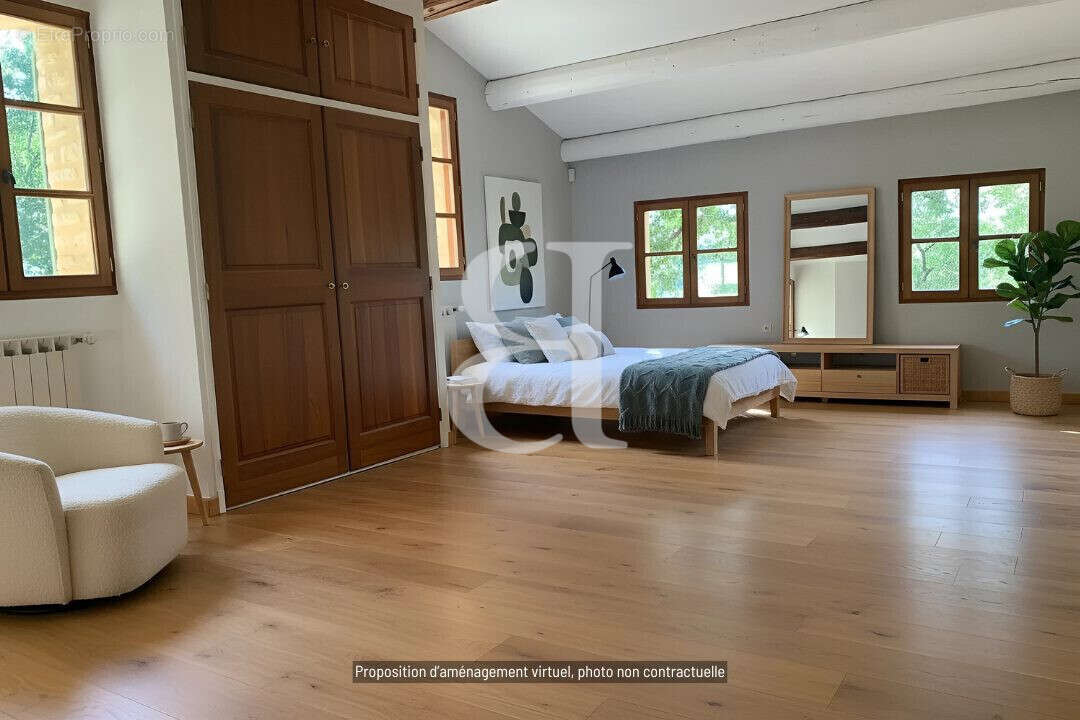 Maison à VAISON-LA-ROMAINE