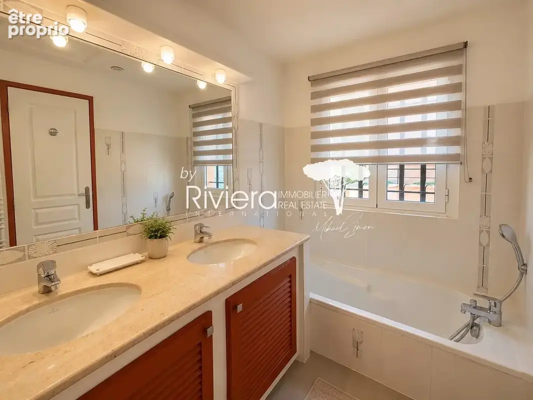 Cavalaire dans domaine privé - villa  4 chambres avec piscin - photo 9