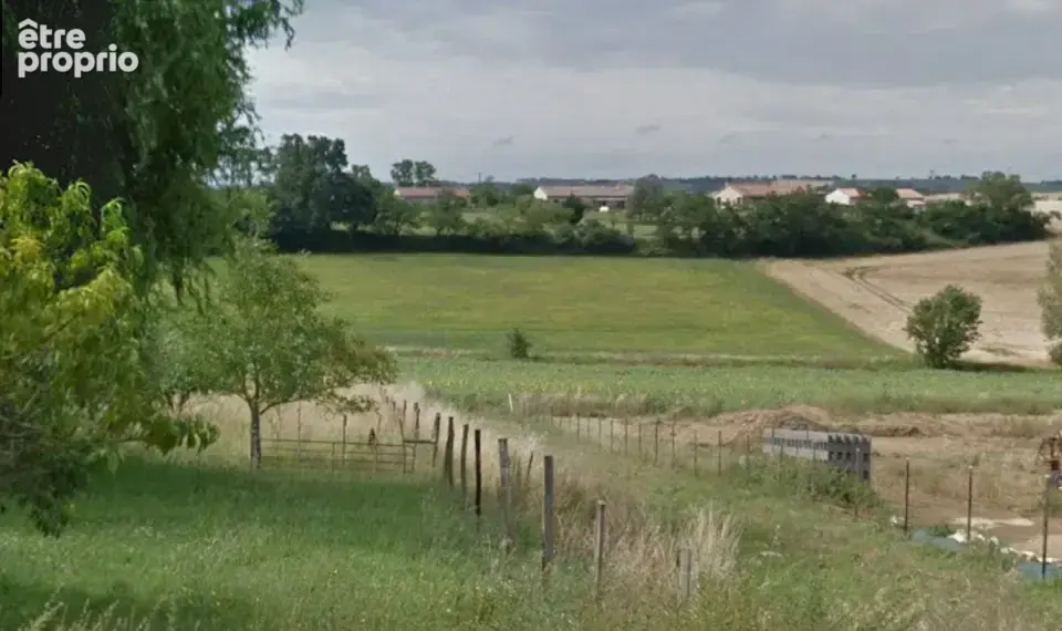 Terrain à LAGARDE