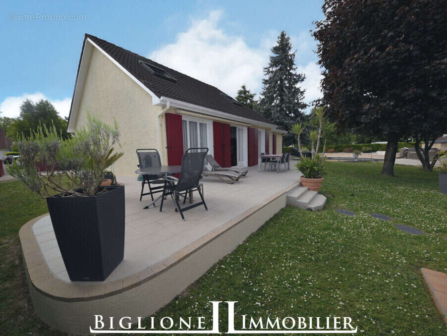 Maison à CHELLES