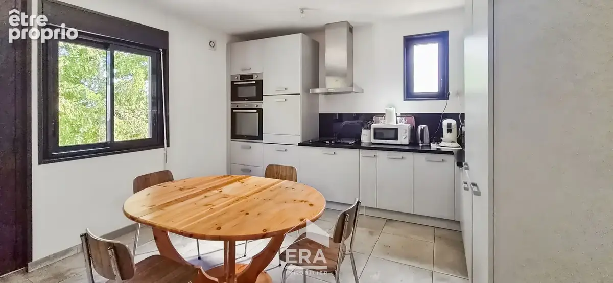 SAINT PIERRE D'AURILLAC - Maison 60m² avec deux chambres + grand garage - 1200m² de terrain - CALME - photo 5