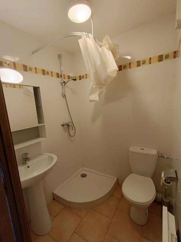 Appartement à BARJAC