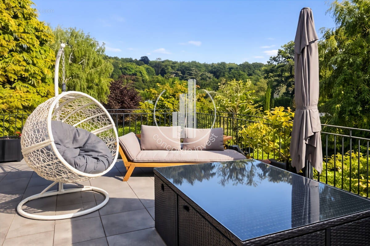 Maison à LA CELLE-SAINT-CLOUD