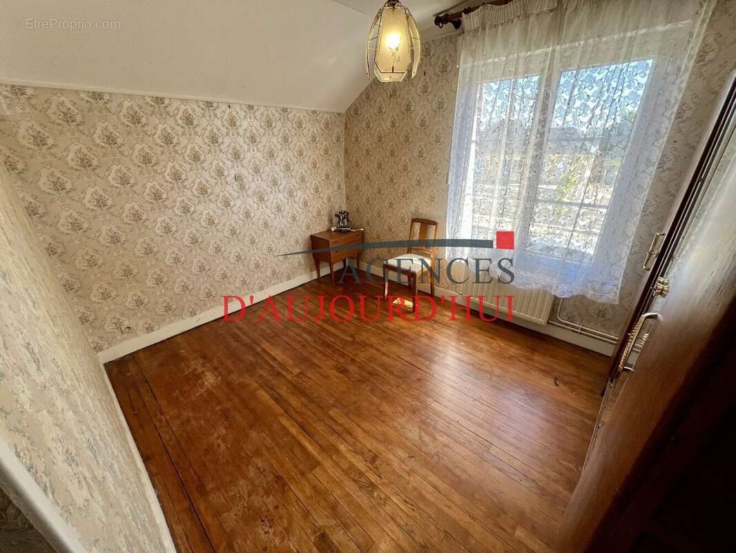 Maison à TILLY-SUR-SEULLES